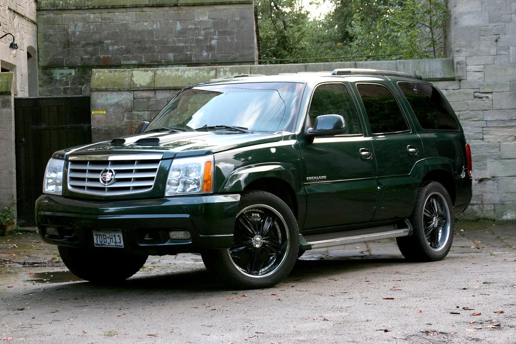 2004 Cadillac Escalade ECM